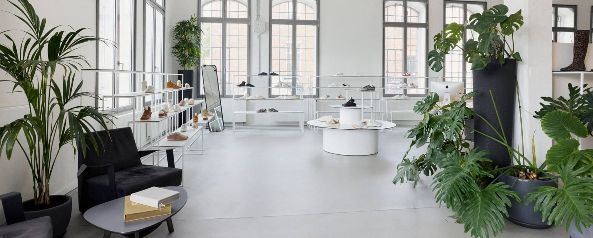 Thea Mika Showroom Außenansicht